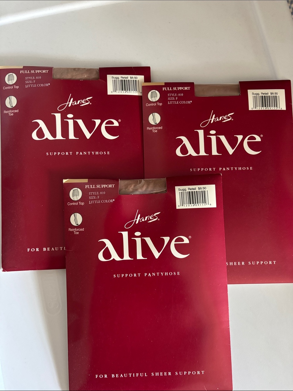 Hanes Alive Support - control top, reinforced toe Pantyhose - 3 pairs Tan